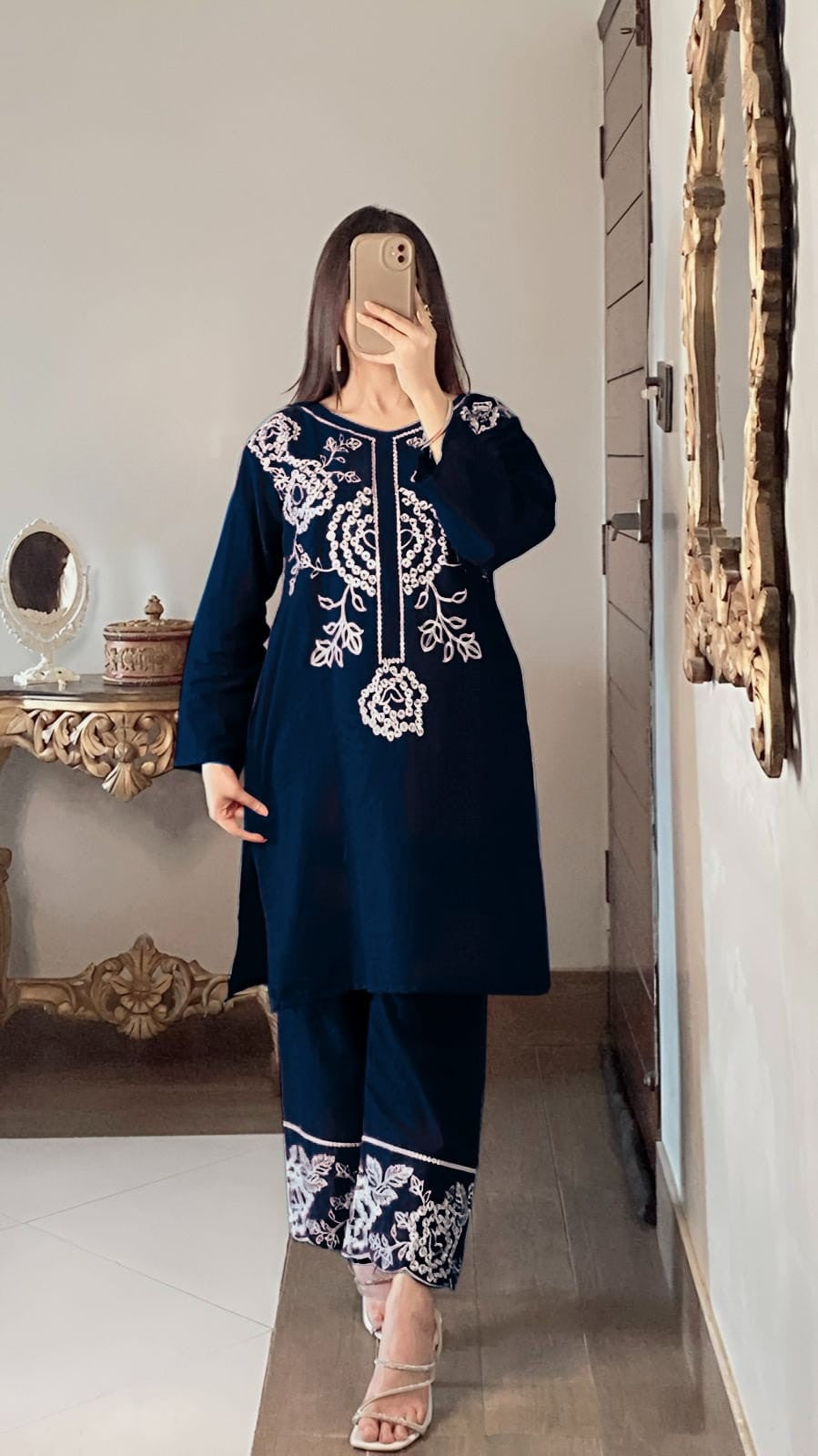 Midnight Blue – Embroidered 2-Piece Lawn Set