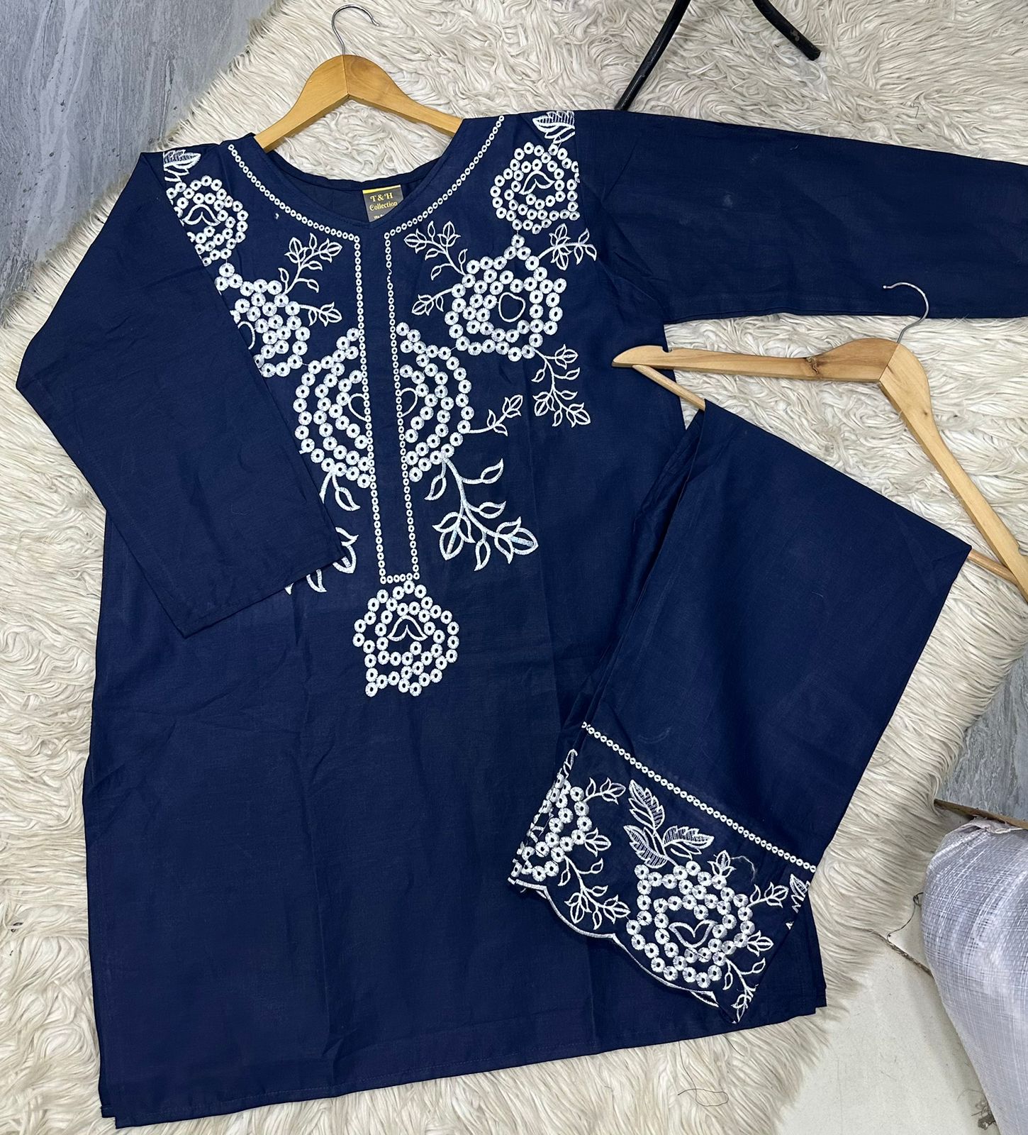 Midnight Blue – Embroidered 2-Piece Lawn Set