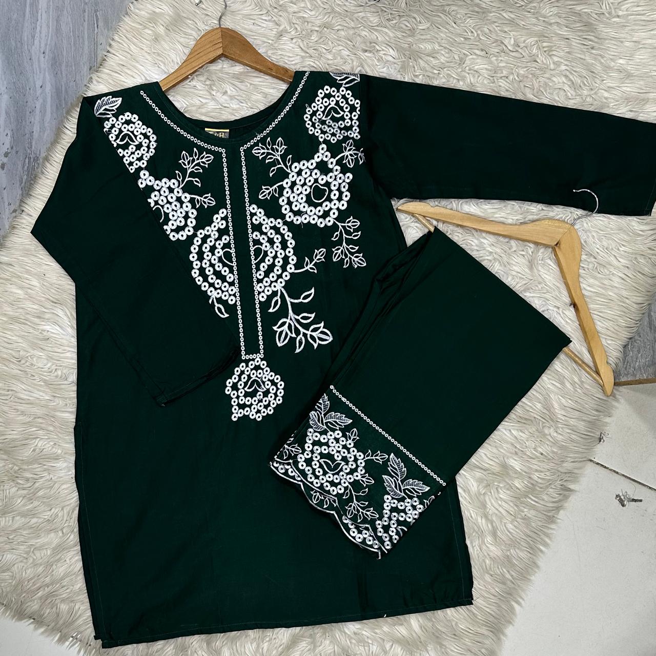 Emerald Grace  – Embroidered 2-Piece Lawn Set