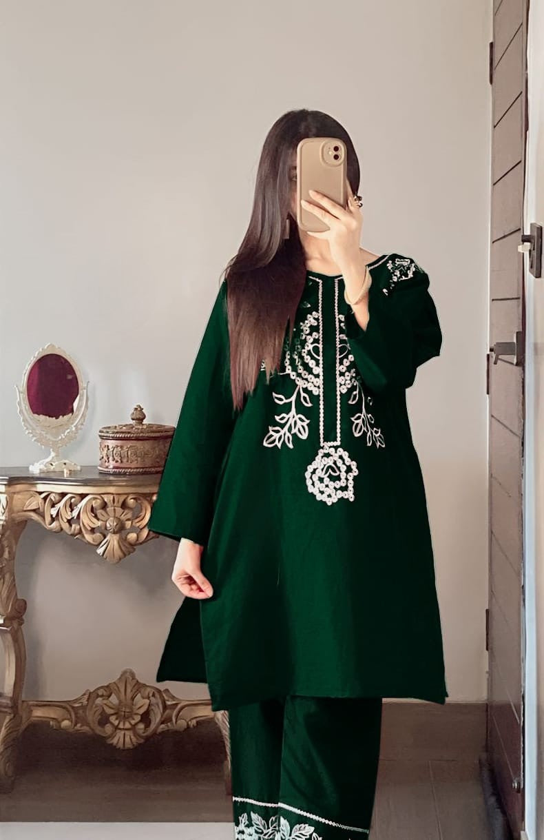 Emerald Grace  – Embroidered 2-Piece Lawn Set